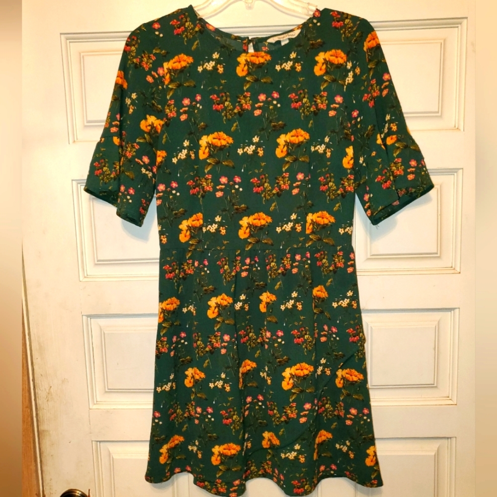 Juniors large floral dress